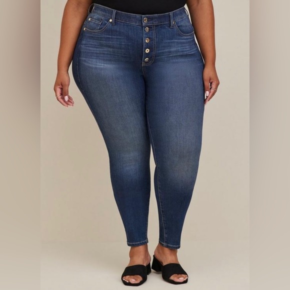 torrid Denim - Torrid Bombshell Skinny Premium Stretch High-Rise Jean - Size 20 EUC